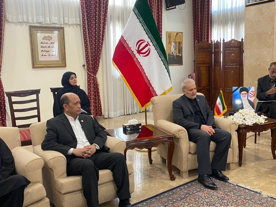 HIGH COMMISSIONER OF MALAYSIA SIGNS CONDOLENCE BOOK ON THE DEMISE OF IRAN’S SUPREME LEADER