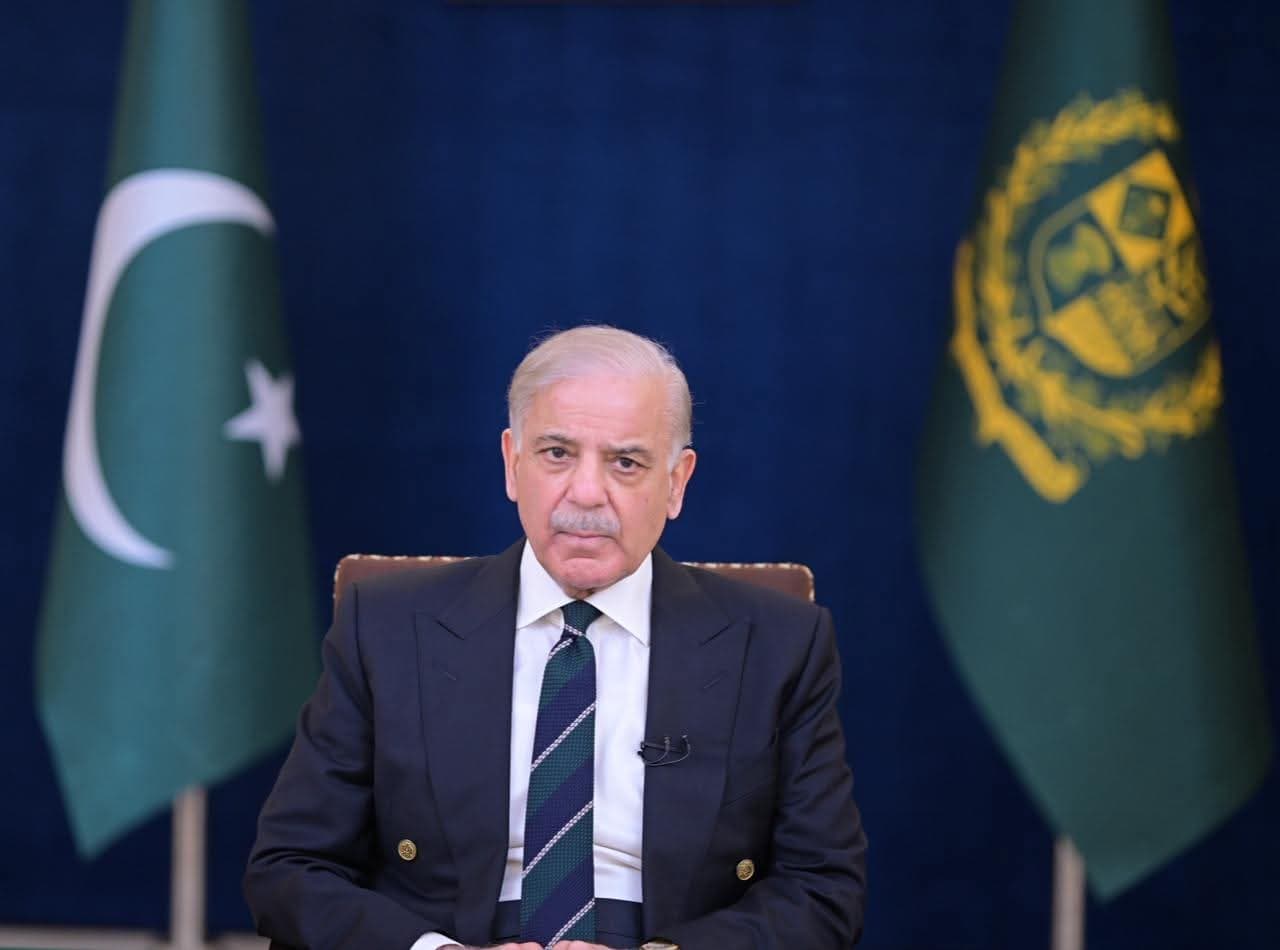 Pakistan Orders Four-Day Workweek and Remote Work to Tackle Energy Crisis