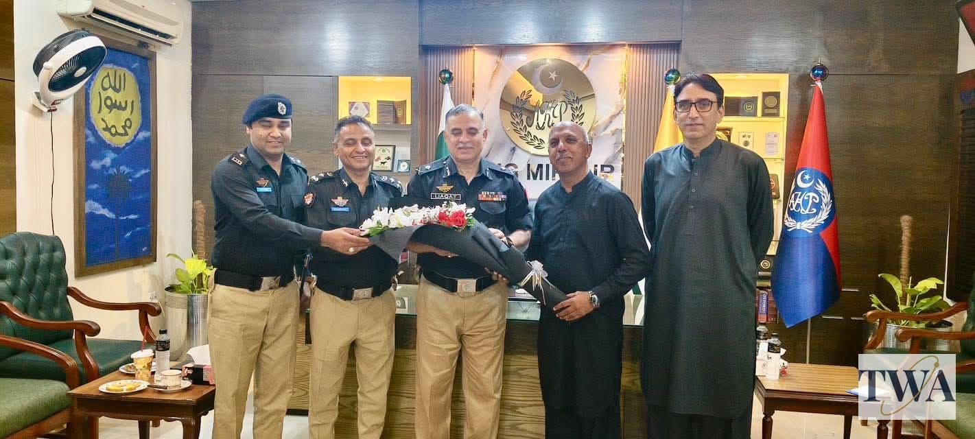 AJK Police Leadership Meets KORT Chairman in Mirpur